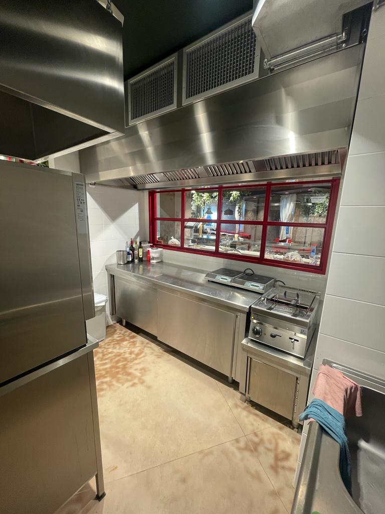 fbe74c02-5d9e-4b5a-b6c3-def24ebeaf7a